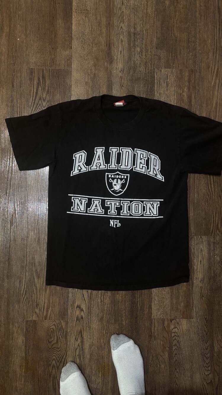 Vintage NFL Las Vegas Raiders Raider Nation T-Shirt Size Medium